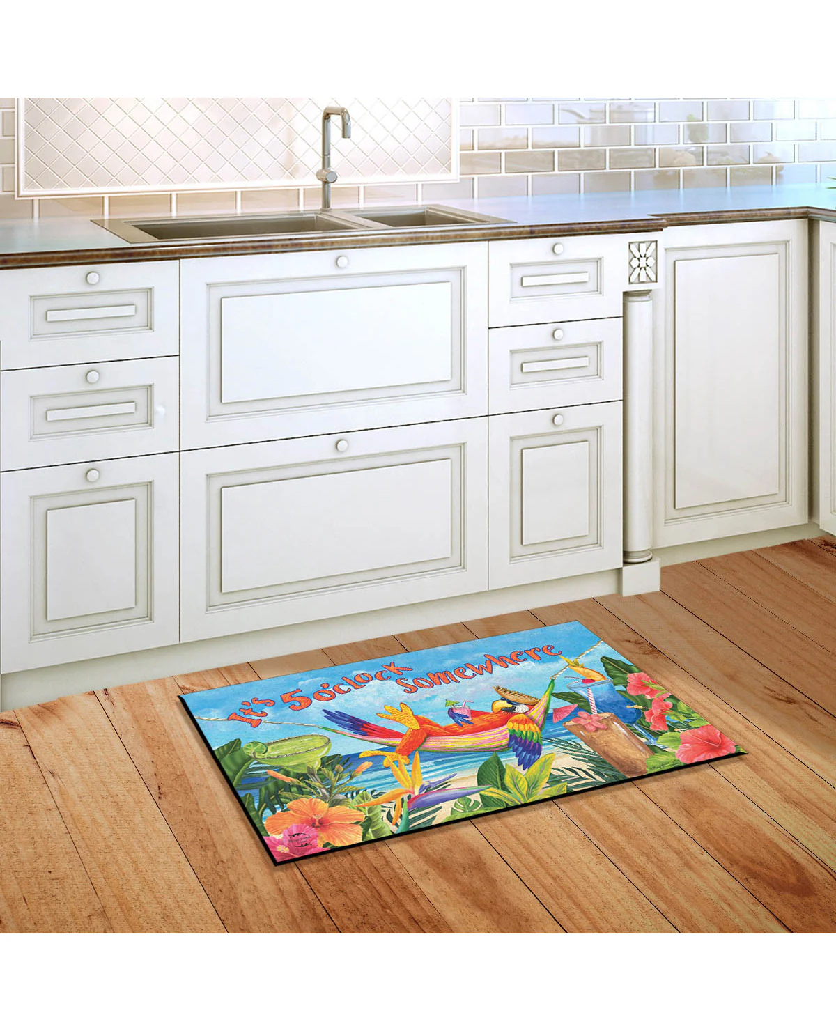 "It's 5 O'Clock Somewhere" Parrot Doormat - Image 3