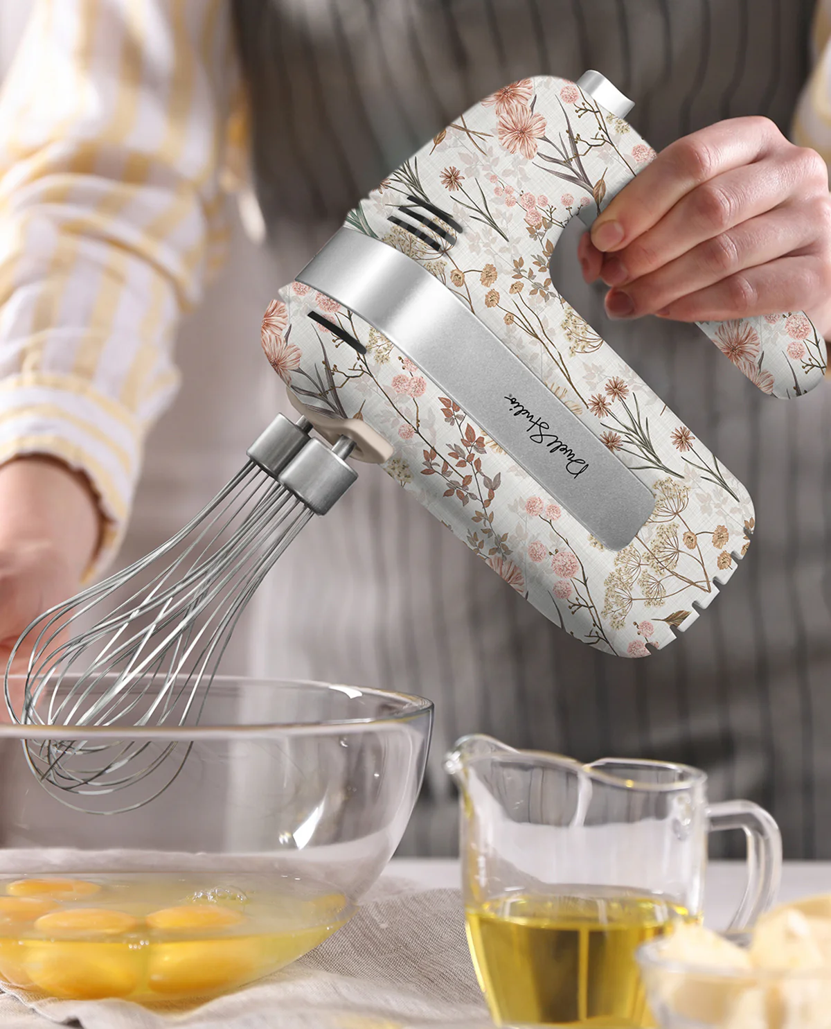 Dwell Printed Hand Mixer Neutral Floral - Image 2