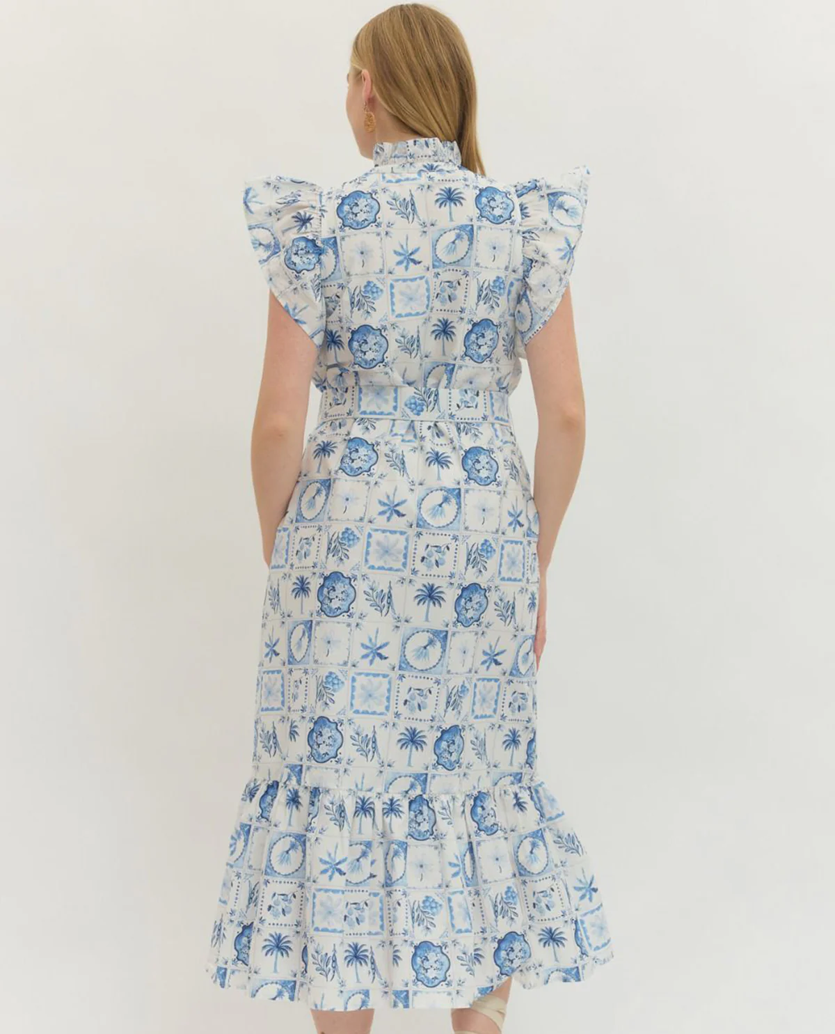 Entro Flutter Sleeve Dress With Tie Waist - Image 2