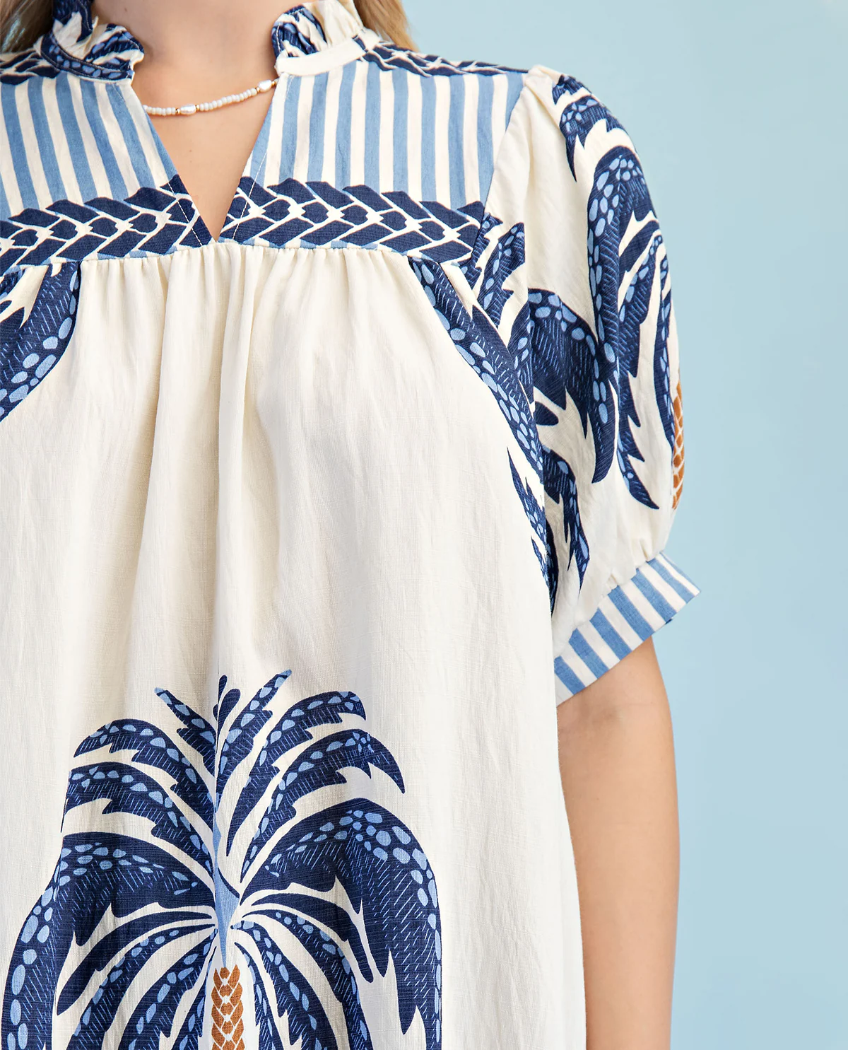 Gigio Palm Tree Print V-Neck Dress Navy - Image 2