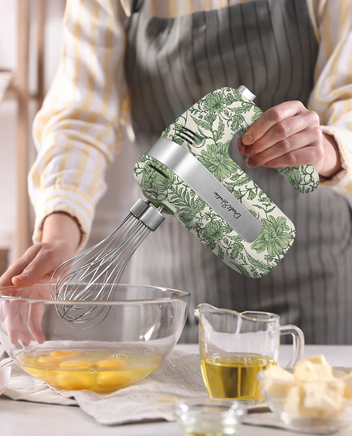 Dwell Printed Hand Mixer Green Floral - Image 2