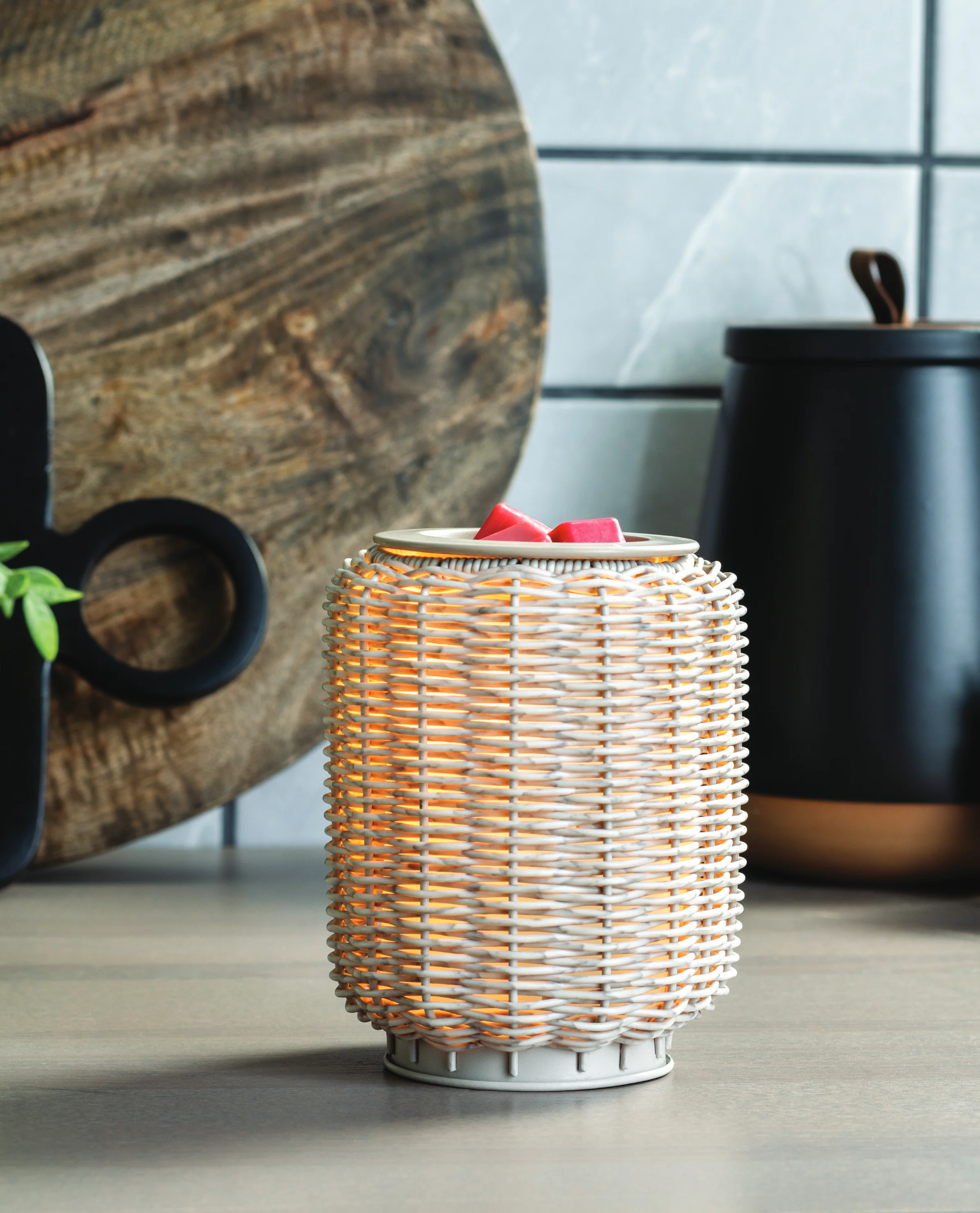 Wicker Grey Illumination Fragrance Warmer - Image 2
