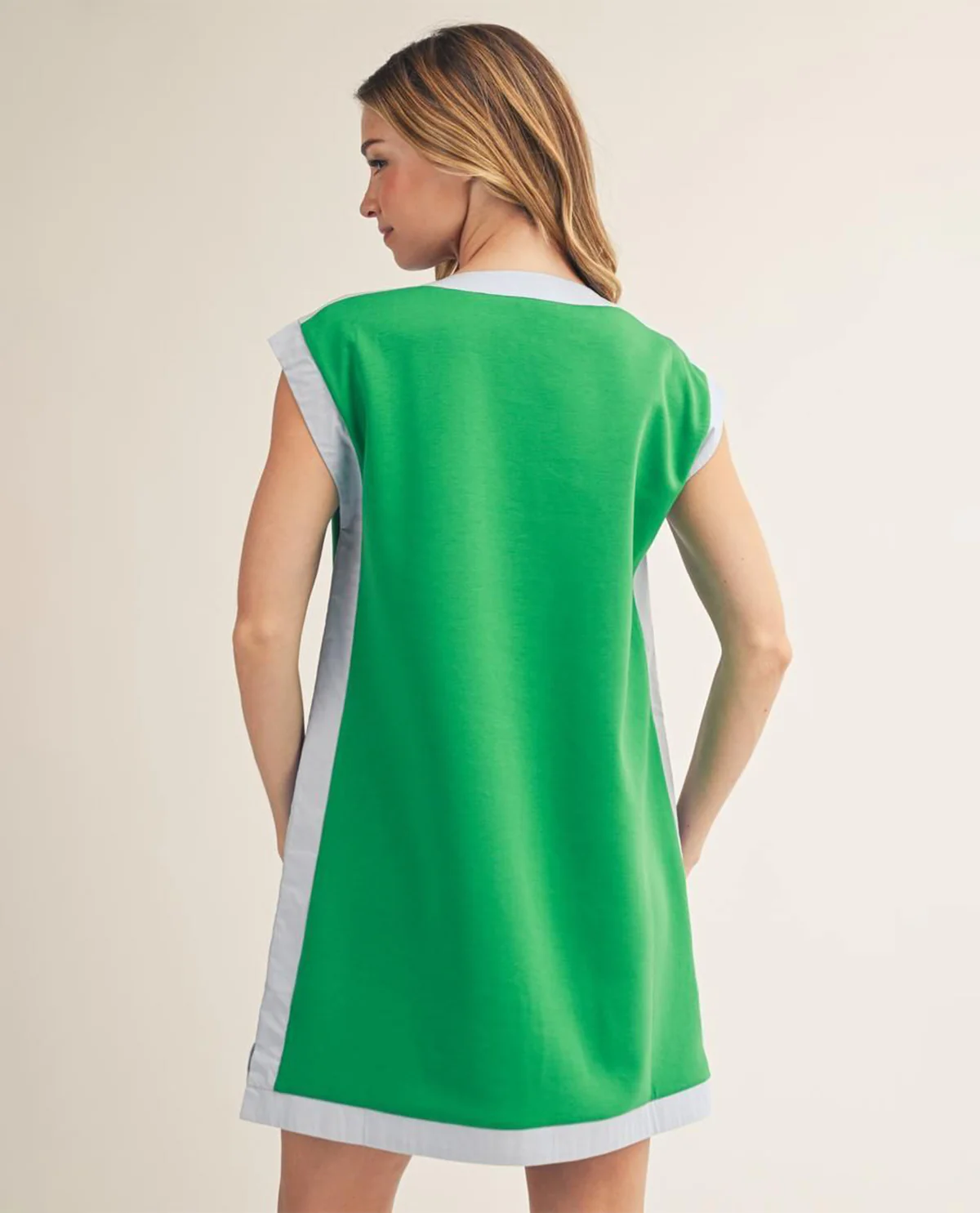 Jodifl Solid V-Neck Dress With Contrast Trim - Image 4
