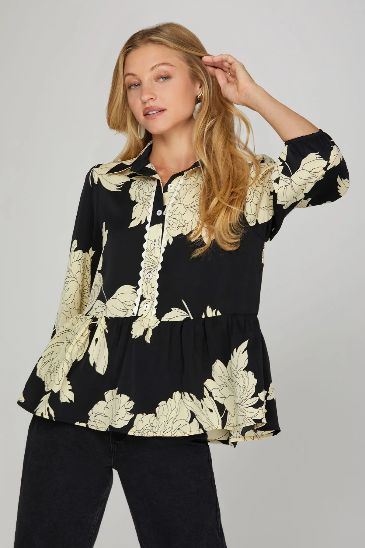 She & Sky Print Collar Button Down With Scallop Trim Blouse - Image 3