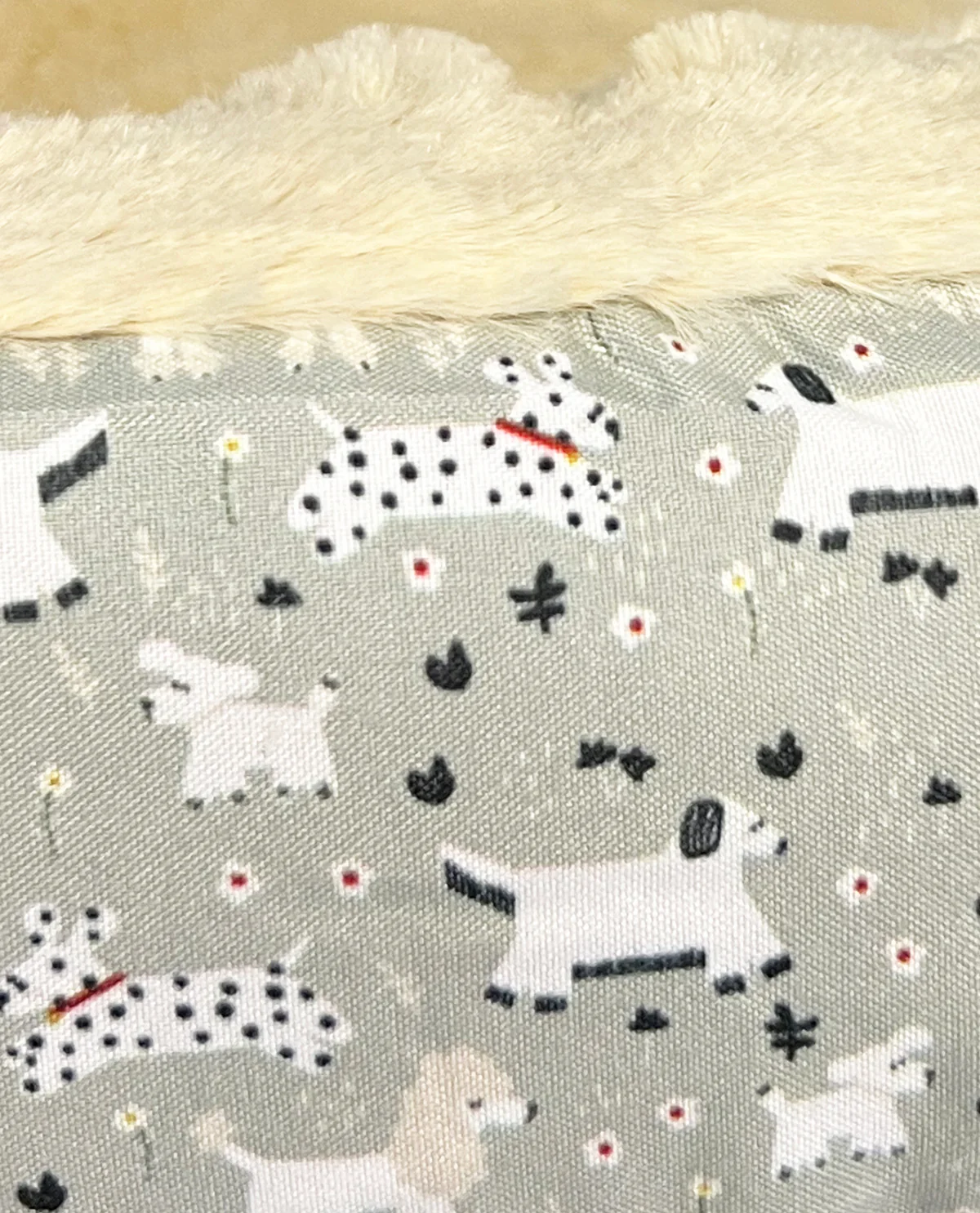 Spring Dogs Blue Pet Bed - Image 2