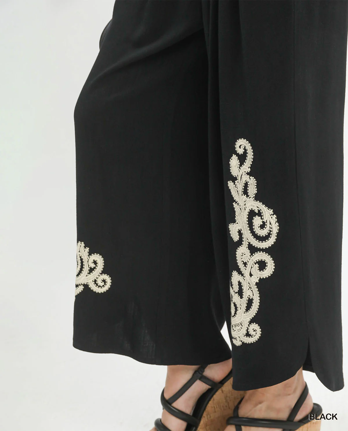 Umgee Embroidered Wide Leg Pant - Image 3