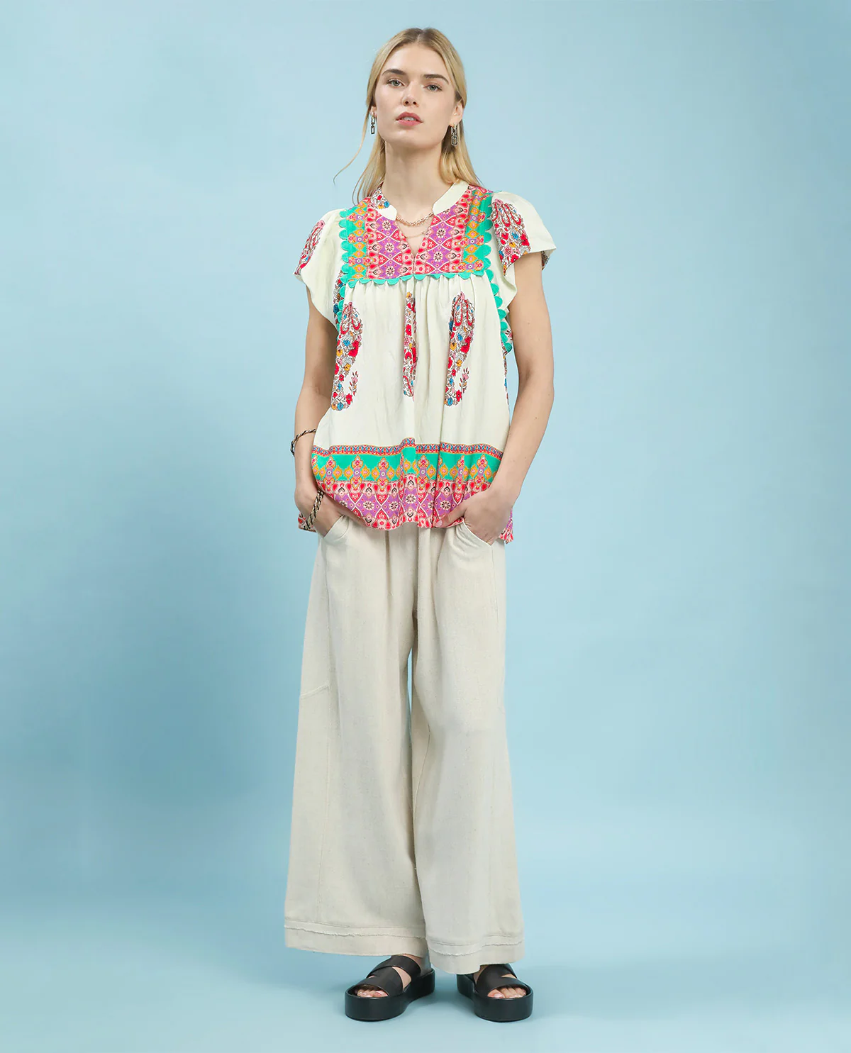 Umgee Slit Neck Print Top - Image 6