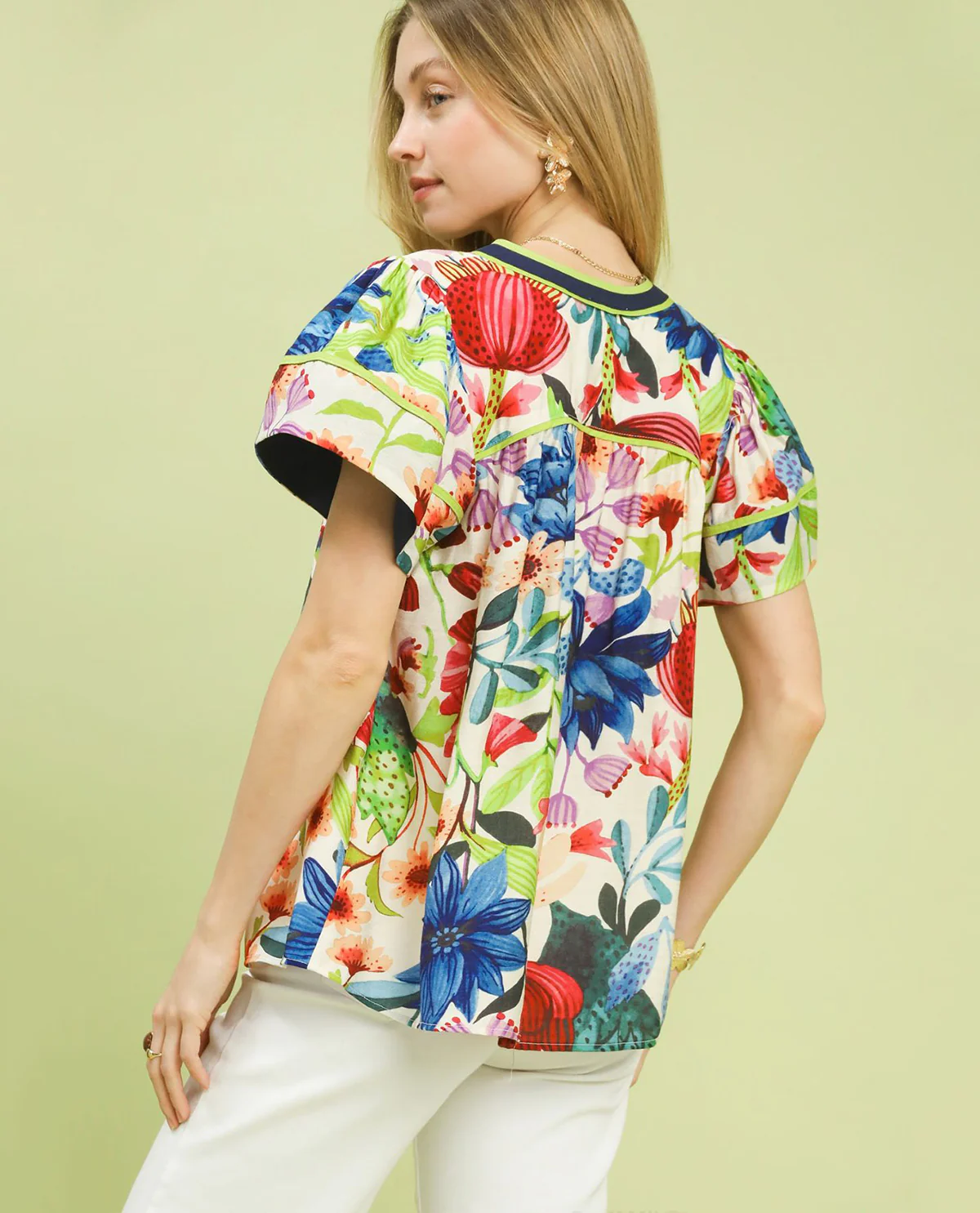 Umgee V-Neck Floral Print Top - Image 3